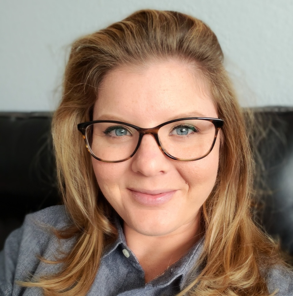 Meet your Posher, Kelly